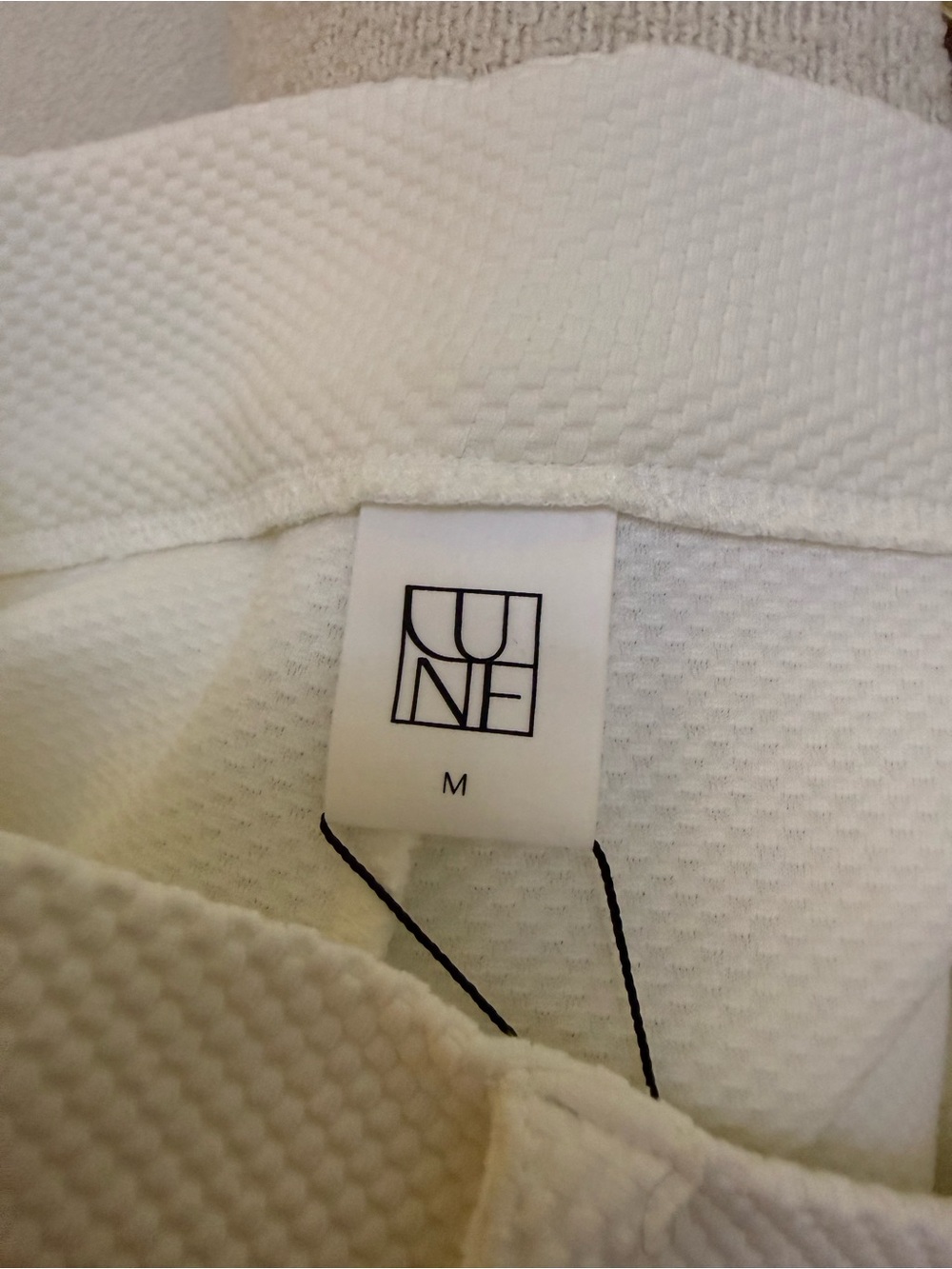 LUNE Amsterdam Moon Classic Wide Leg Shorts Ivory Honeycomb Textured M NWT - Picture 5 of 7